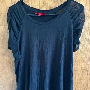 Women’s Jennifer Lopez shirt size L